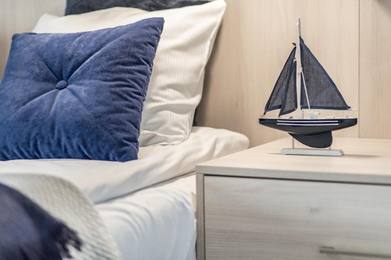 Lion Apartments - Naviflat Brabank Premium Apartment With Parking Gdansk Ngoại thất bức ảnh